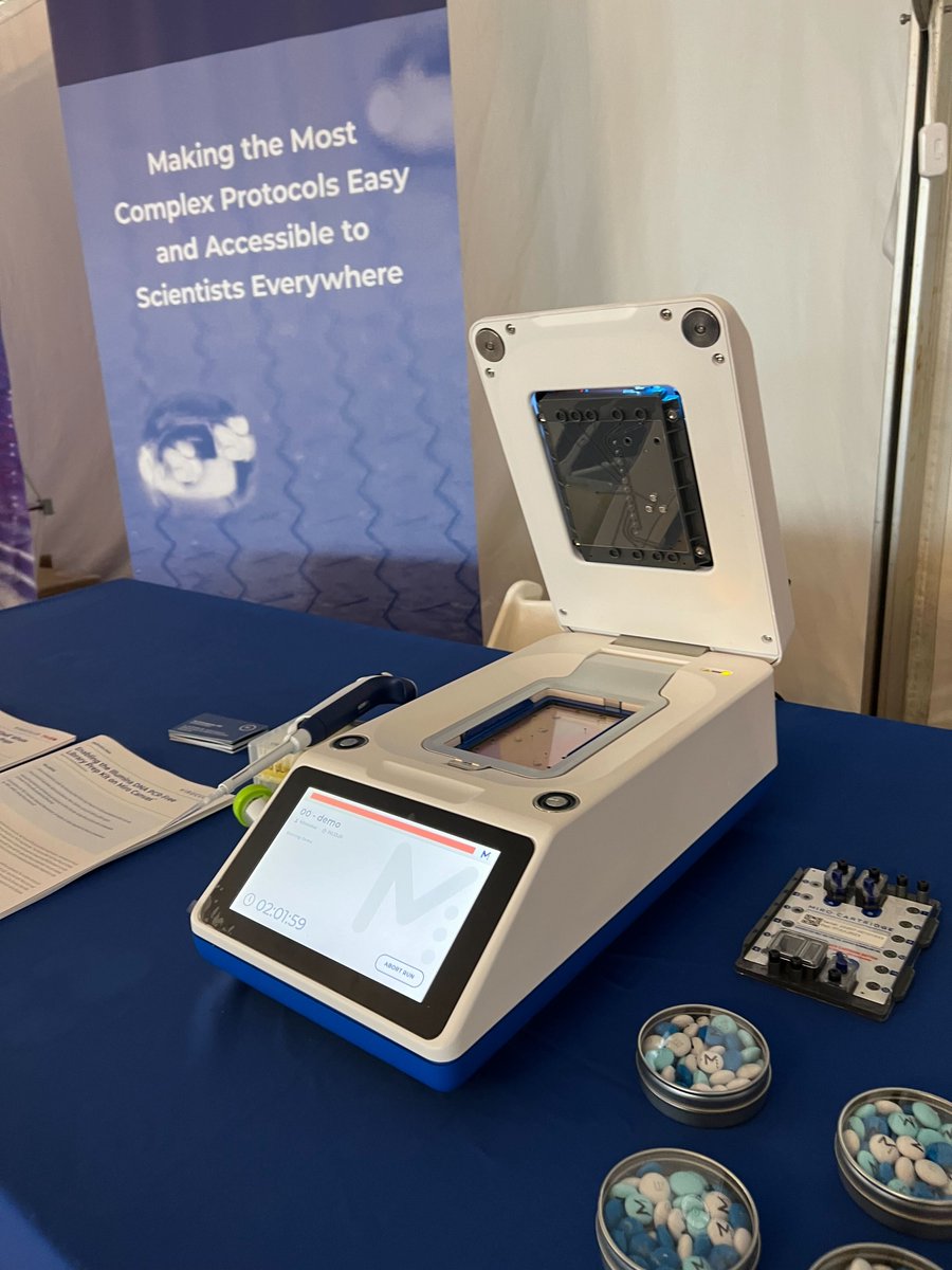 ICoNSeqOrg's tweet photo. We'll resume #ICoNS22 at 2:45pm.
Until then you can take a break, have some snacks and drinks, and visit some of these amazing booths of our sponsors at @museumofscience. 😍
🔗https://t.co/oQ6B9xDXbp

#newbornsequencing #genechat #genomics https://t.co/mpaoNcJBcf