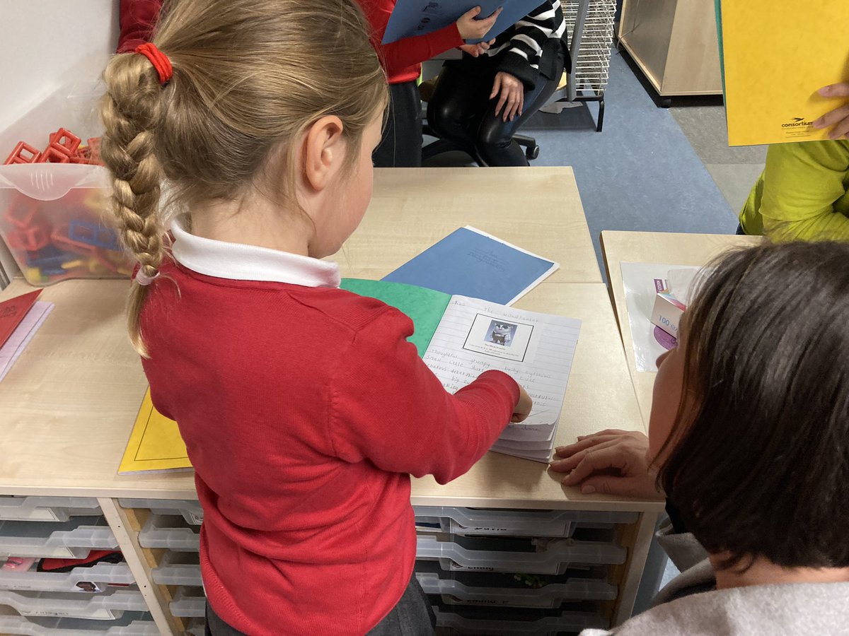 AiryhallSch's tweet image. It was so lovely to have our parents/careers join us this today for our learning together afternoon. #SharingtheLearning #BackintheBuilding