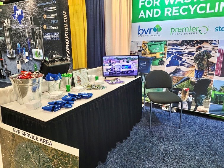 bigcompanytexas's tweet image. Our team is loving being at the @TML_Texas 110th Annual Conference and Exhibition at Henry B. Gonzalez Convention Center! If you are attending this week, stop by the #BVRWasteandRecycling booth (#1219) and enter to win a blue Arctic cooler! #tmlac2022 #SanAntonioTx