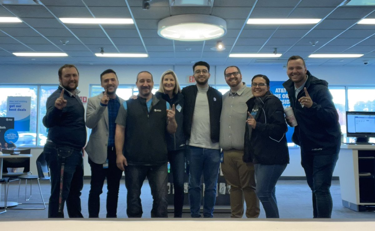 Great visit with <a href="/emilywiper/">Emily Wiper</a> &amp; <a href="/LillardDerick/">Derick Lillard</a> talking all things AWB + CRU with duo <a href="/IsaacPaige625/">Isaac Paige</a> &amp; <a href="/DanielNDemers/">Daniel Demers</a>!
#LifeAtATT #OurNE