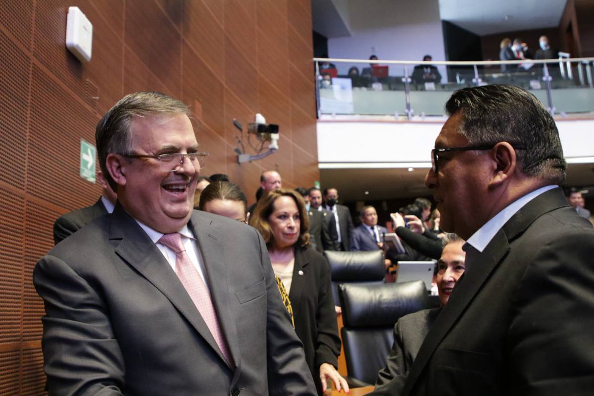 Damos la bienvenida al Canciller <a href="/m_ebrard/">Marcelo Ebrard C.</a>, Titular de la <a href="/SRE_mx/">Relaciones Exteriores</a> al <a href="/senadomexicano/">Senado de México</a> para su comparecencia. 
Estará respondiendo algunas de nuestras preguntas, entre los temas está la relación de México con EEUU y la mediación del país frente al conflicto entre #Rusia y #Ucrania.