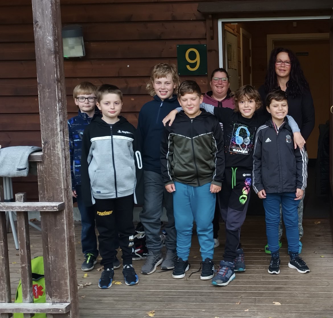 StNicholasCofE's tweet photo. The Year 6’s were ready for another fun filled day! https://t.co/aXgyJLVorb