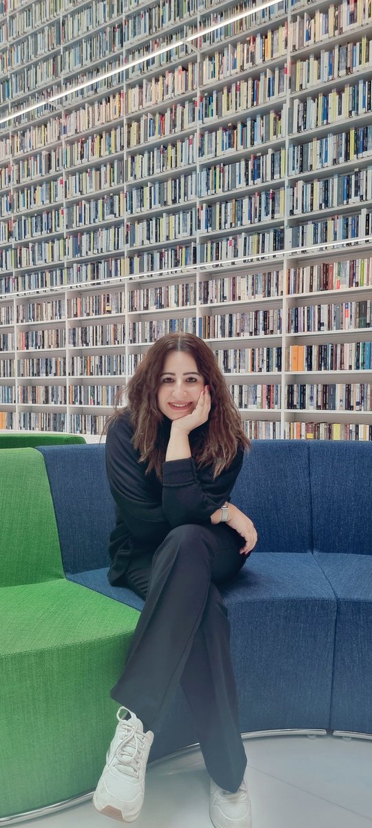 ShamaMir1's tweet image. Today was #WorldTeachersDay 
I enjoyed it at the #mbrlibrary 
Keep sharing stories of hope with your children! ❤️