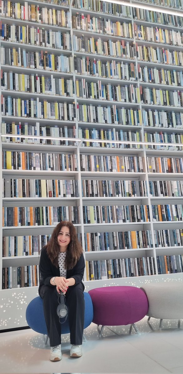 ShamaMir1's tweet image. Today was #WorldTeachersDay 
I enjoyed it at the #mbrlibrary 
Keep sharing stories of hope with your children! ❤️