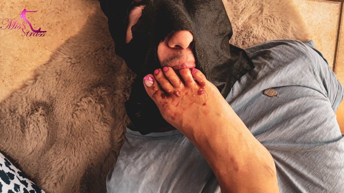 Hi slaves!! I finally created my Onlyfans profile🤭be good slaves and sign up!! 3 subscriptions are free<a href="/tag/delicious"class="tags"><span>#delicious</span></a><a href="/tag/porn"class="tags"><span>#porn</span></a><a href="/tag/femdom"class="tags"><span>#femdom</span></a><a href="/tag/feet"class="tags"><span>#feet</span></a><a href="/tag/fetish"class="tags"><span>#fetish</span></a><a href="/tag/foot"class="tags"><span>#foot</span></a><a href="/tag/eat"class="tags"><span>#eat</span></a>