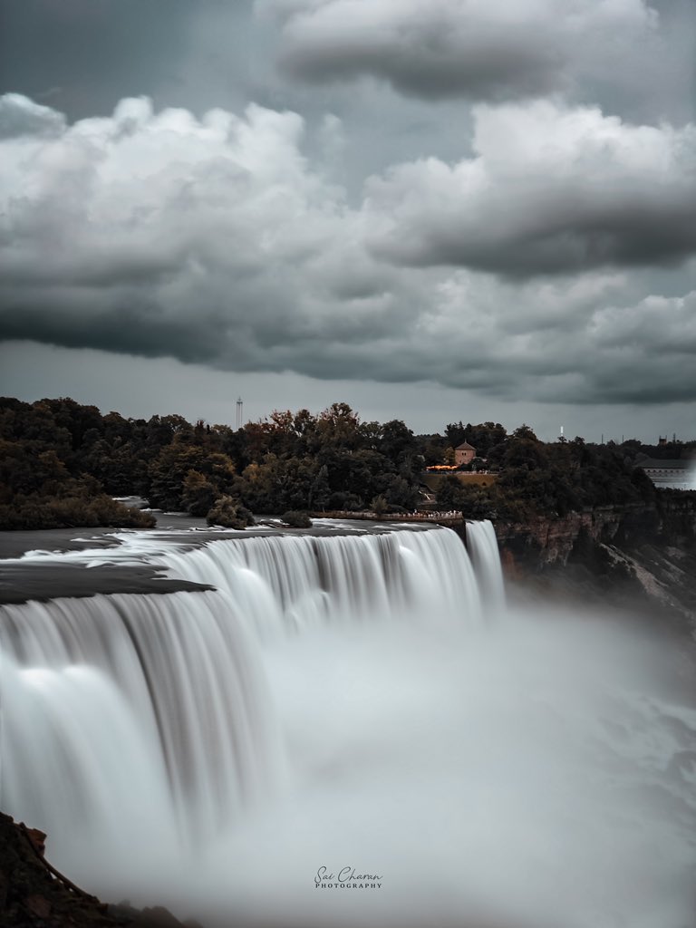 p__saicharan's tweet photo. First trip After Coming to USA
.
Shot on @Apple Using the #spectre Application for Long Exposure Click Thanks @devsendatha for suggesting Application 
.
📍 NIAGARA FALLS #15aug2022 
.
.
.
#NiagaraFalls #USA #America #photography #iPhone #earth #waterfall https://t.co/qGznzqAmrF