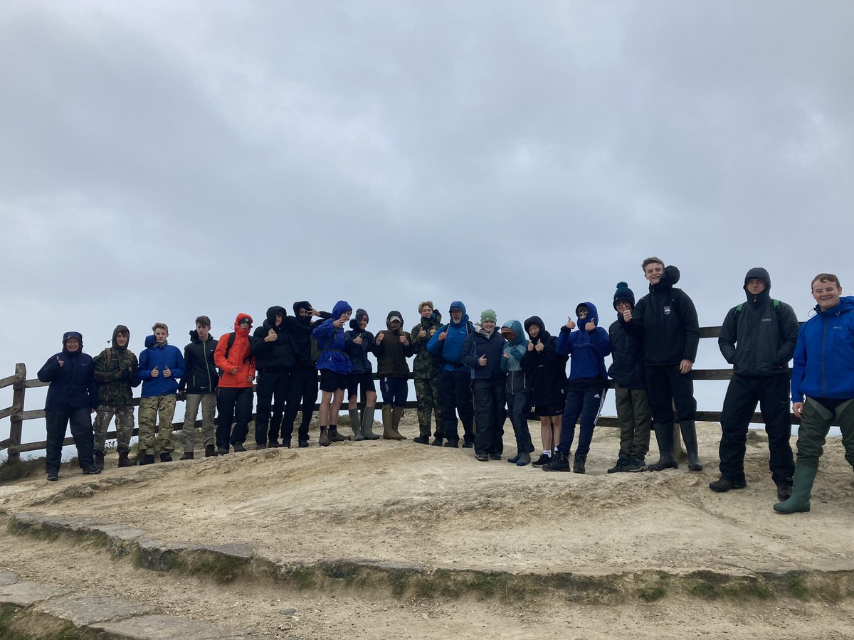 SibfordGeog's tweet photo. It may be 50mph winds and lashing with rain but we still love some #geographyfieldwork especially at beautiful Durdle Door @LulworthEstate @sibfordoxon #pagm https://t.co/ZFWgBO8stX