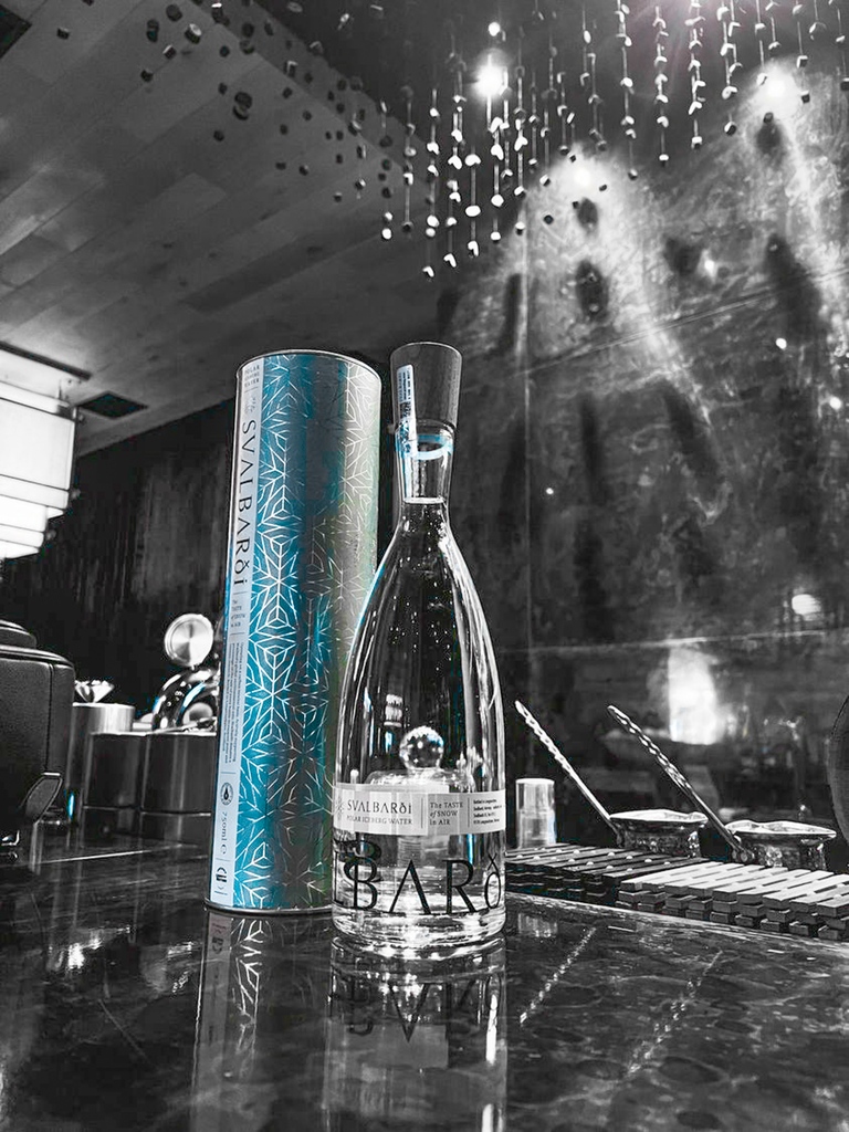 svalbardiice's tweet photo. Finest water for the finest occasions in the finest restaurants. A water tasting with water sommelier @CandiceJansen6 and Malaysia's inimitable Vivienna Alfred at KōL Izakhaya restaurant in Johannesburg, South Africa this week
#waterisnotjustwater #finedining #naturalwater #ice https://t.co/tN0wIYX3Uw