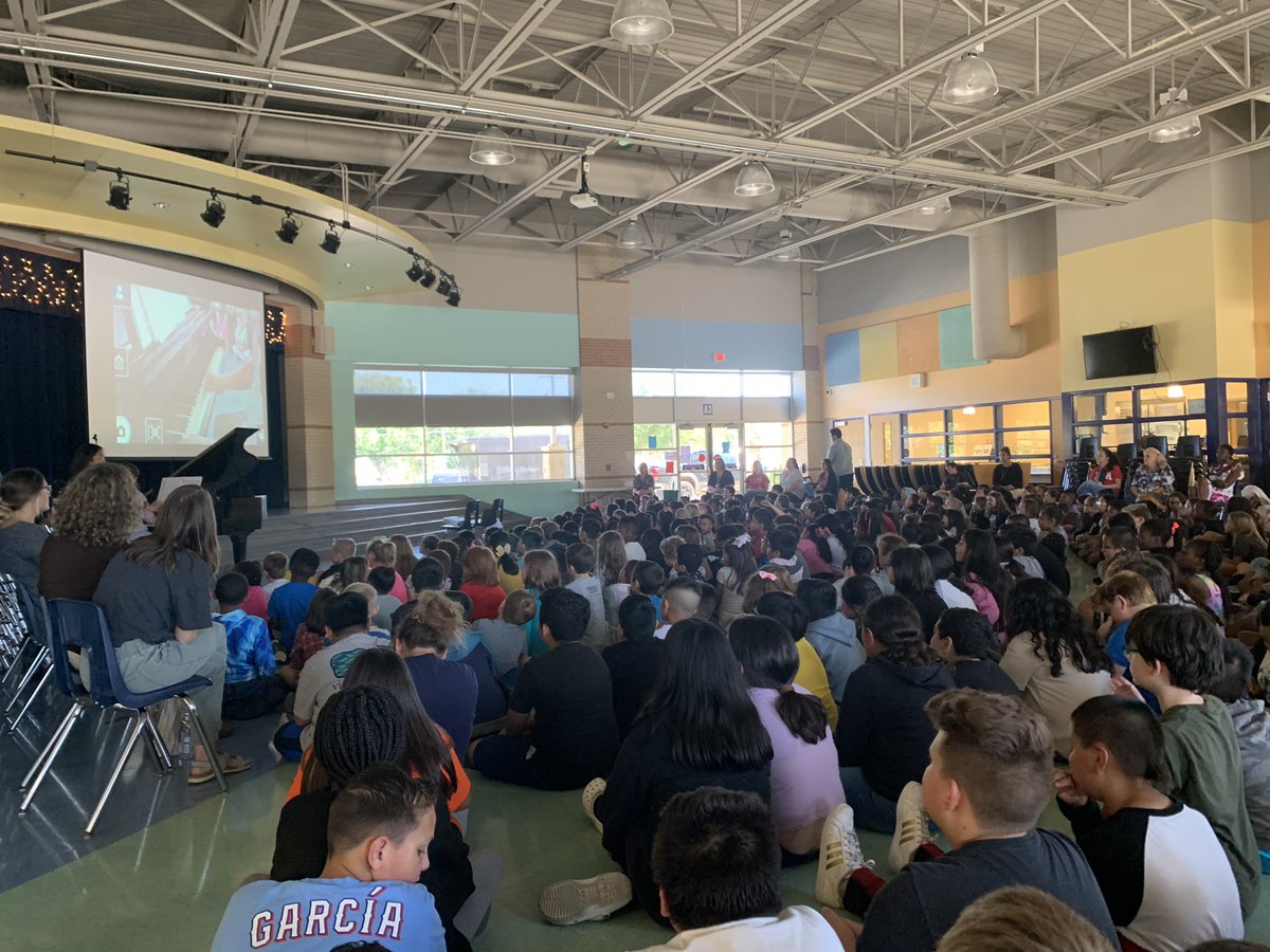 Chlöe Edwards tweet media