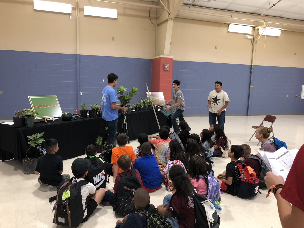 AgMag_NISD's tweet photo. What a great day for Ag in Action. Awesome student presentations @NISDOConnorHS @NISD @NISDElemSS @NISD_CTE https://t.co/F7QbcnRFPi