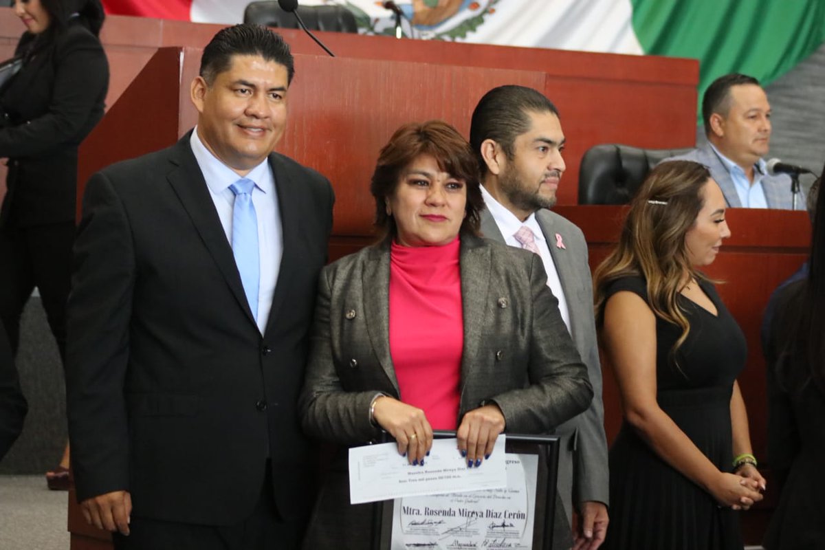 MorelosCongreso's tweet photo. El #CongresoMorelos otorga el Premio Estatal del Abogado "Antonio Díaz Soto y Gama" 2022 en la categoría Mérito en el Ejercicio del Derecho en Poder Judicial a:

🏅⚖ Mtra. Rosenda Mireya Díaz Ceró.

🏅⚖ Mtra. Georgina Lara Gómez.

 🏅⚖ Lic. Martín Montes García. https://t.co/8llSGagJAW