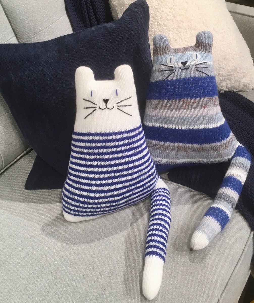 3WoollyOwls's tweet photo. Hello #handmadehour please check our #etsystore for the #Christmas2022 #gifts #cats #shopearly #shopindie #catsoftwitter #catlovergift #Nauticalcat https://t.co/VxpZq6HYJD https://t.co/JoPpgSKhKR