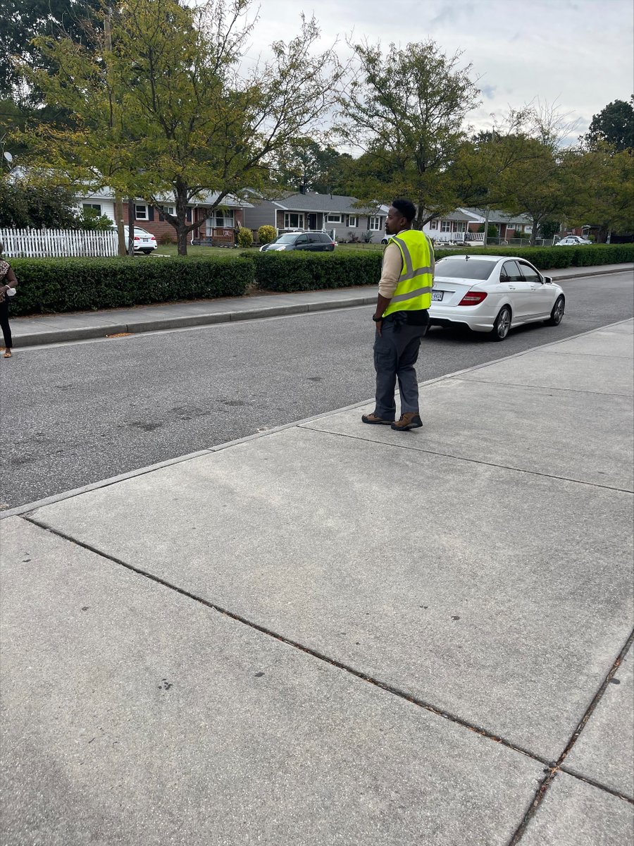 NPSchools_VA's tweet photo. We're celebrating our custodial staff! Up today: @ColemanPlaceES. "They work so hard with a staff of 3 doing the work of 5!" said Principal Dr. Pamela Tatem. "We want them to feel the love!" Shout-outs to Building Supv. Jonathan Dillard &amp; custodians April Long &amp; Clarinett Milon! https://t.co/1duga1m9Vx
