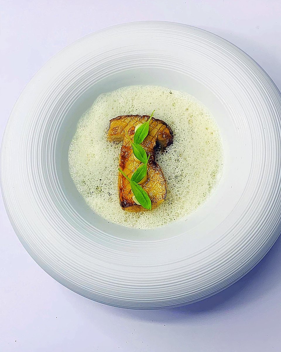 kboylechef's tweet photo. Ragu de Veau, Cèpe Mushroom, Celeriac Veloutè! The first serving from our meat course! #newseason #meatcourse #tastingmenu #restaurantladyanne https://t.co/vwNpkV3ax3