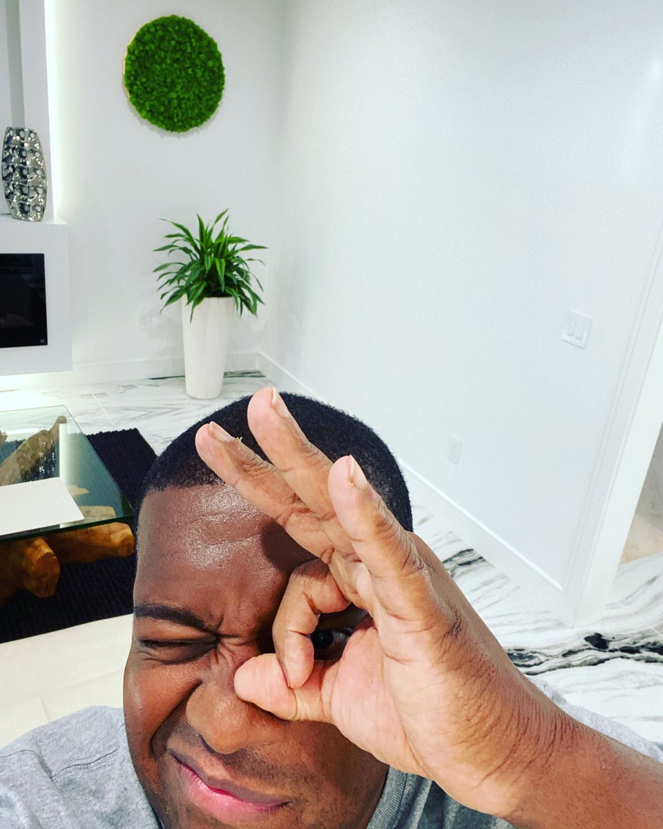 KevinWeekes's tweet photo. ** Keep an eye 👁 on**
I’m told the @Senators are actively working to sign F DeBrincat to a Contract Extension. Situation remains fluid. @espn @NHL @NHLNetwork @TSNHockey @DKSportsbook #HockeyTwitter https://t.co/Zij3uvbmou