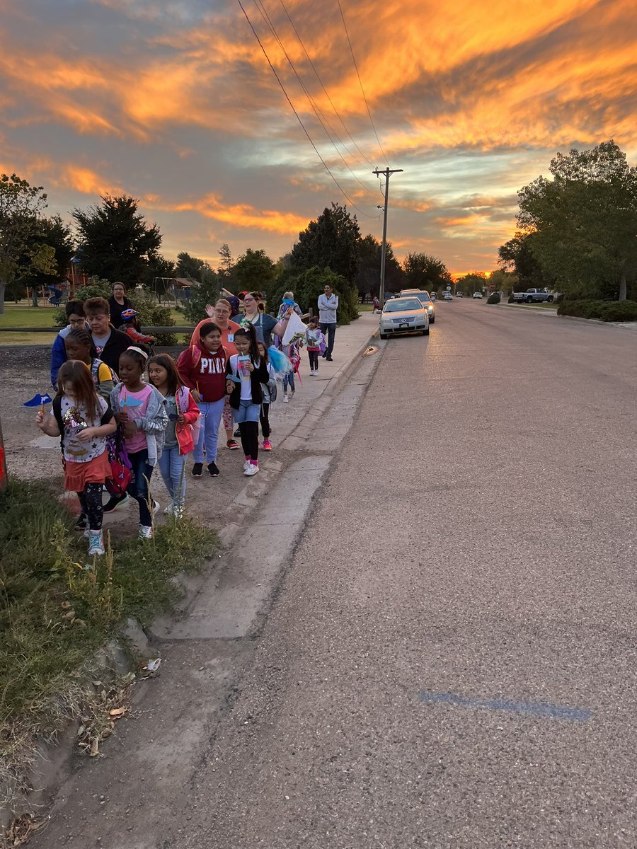 Walk to school day and wacky Wednesday for spirit week at Gertrude Walker. <a href="/GWdolphins/">Gertrude Walker Elementary</a> <a href="/USD457/">Garden City Public Schools USD 457</a>