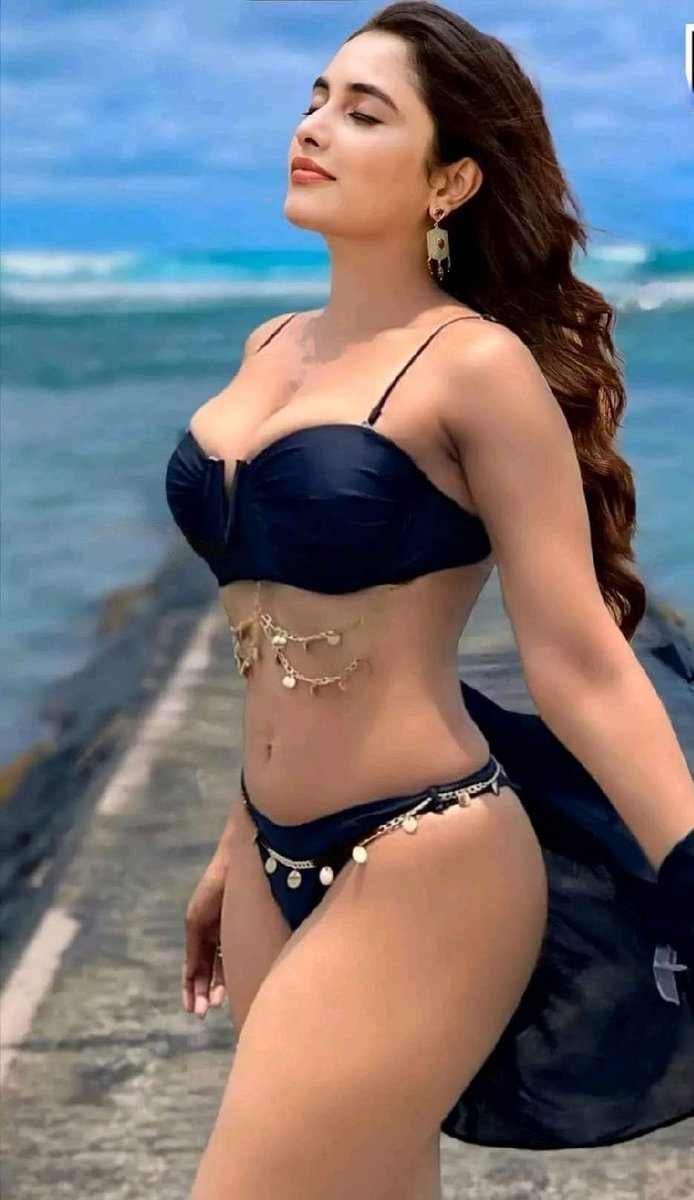 HotStuffTelugu's tweet photo. PAM 👙 edit 🔥🔥🔥🔥🥵🥵🤤
Looks real https://t.co/IA3YkKKs7o