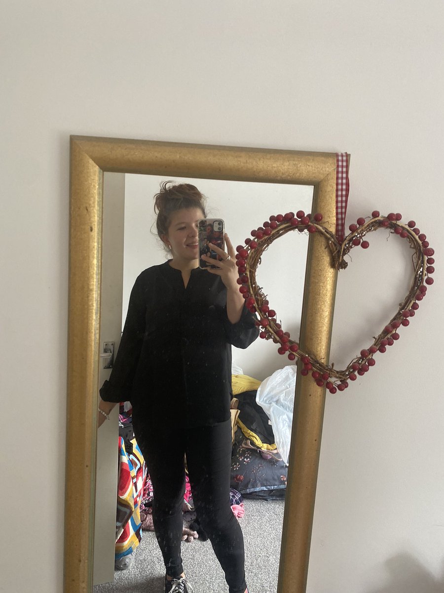 ejmxbackup's tweet photo. Interview outfit❤️ https://t.co/hmKYSBX92K