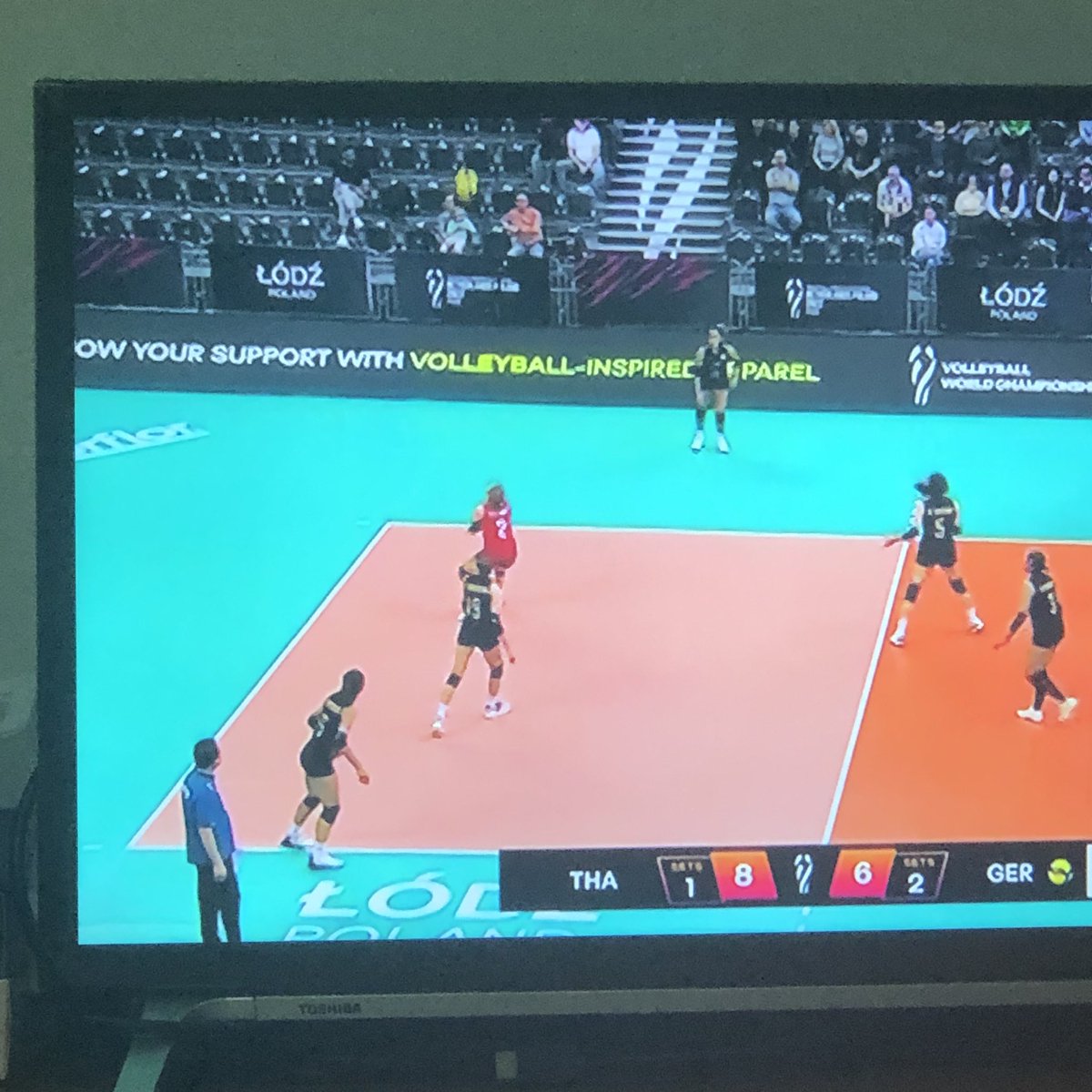 9nine0625's tweet photo. ไทยชนะเยอรมัน แจกซองสุ่ม 100 ค่ะ รีเลย!!!! (เฉพาะฟลว.นะ)

#วอลเลย์บอลหญิง #วอลเลย์บอลหญิงไทย https://t.co/HL45nKpn6s