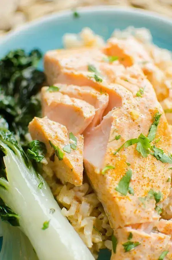 Living_Lou's tweet photo. Melt in your mouth poached salmon!

LOVE LOVE LOVE this recipe that uses salmon, a touch of curry and  coconut milk.

RECIPE: https://t.co/DIVavgINyR
#salmon #recipe https://t.co/O0mTHOr9TN