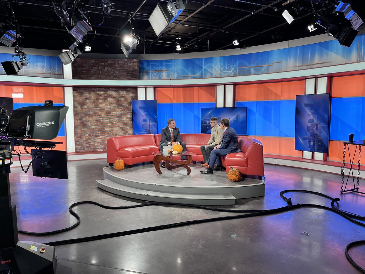 heartmaryland's tweet photo. CHD Survivor @danhess1990 and Dr. Bradley Taylor of @umms @UMMC joined @TomRodgersNews on @FOXBaltimore this morning to talk about Dan's story, the prevalence of cardiovascular disease and how you can prevent it, plus Saturday's Greater Maryland Heart Walk! #MDHeartWalk https://t.co/Vg6bGDybHM