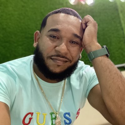 Angelo83940's tweet photo. #NuevaFotoDePerfil https://t.co/YTAfT31nEW