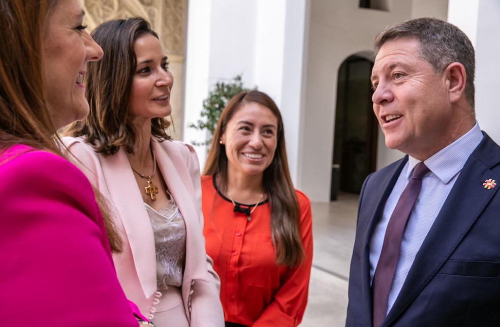 Women in a Legal World tweet media