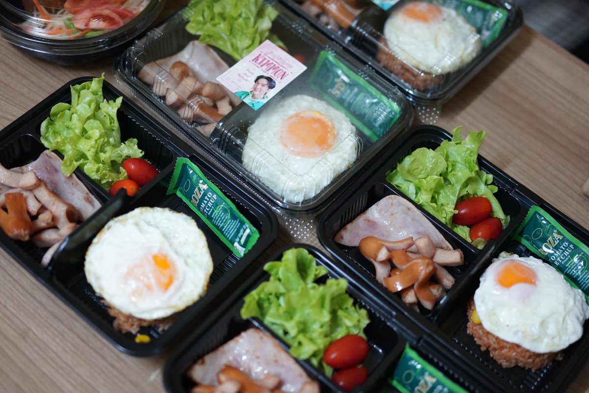 brownandco_th's tweet photo. Today order send to K. @KiimMon at Boy Never Smiles Shooting. Hope K. Kimmon and Crew enjoy the foods ka🥰❤️ 
#Kimmon #ขุณขิมมอญ #BoyNeverSmiles #รักสุดท้ายนายไม่ยิ้ม #คิมม่อนคอปเตอร์ https://t.co/hEYI49Yfhp