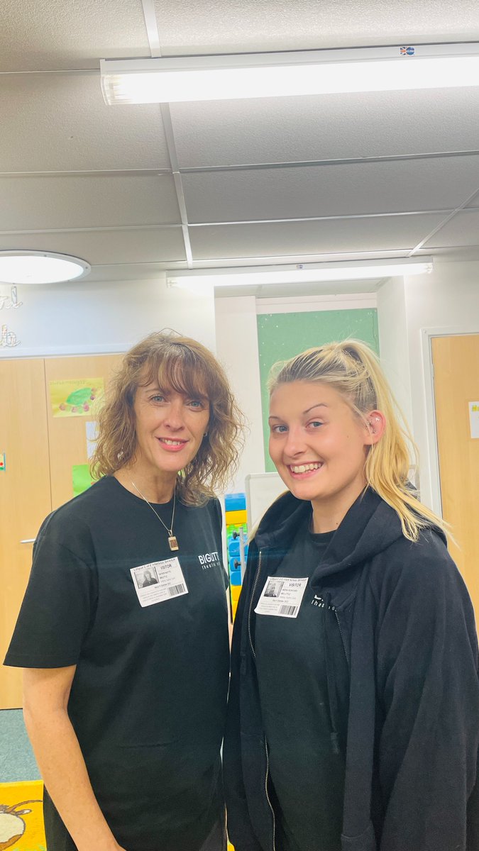 BIGLITTLE Theatre School tweet media