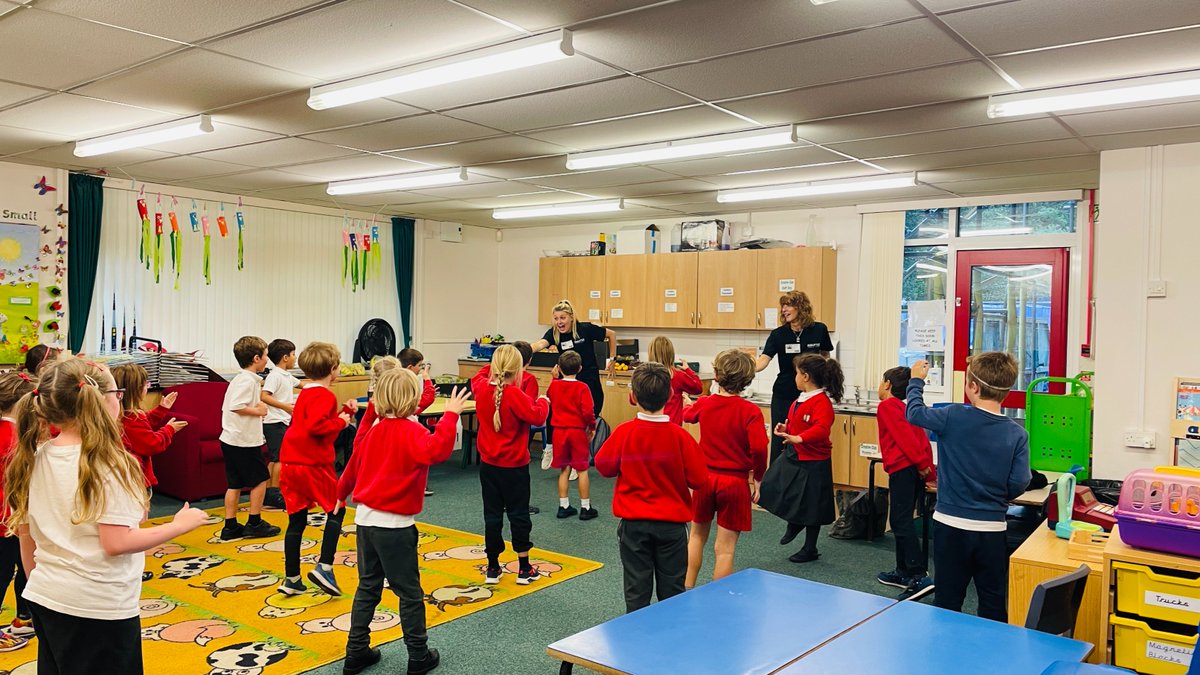 BIGLITTLE Theatre School tweet media