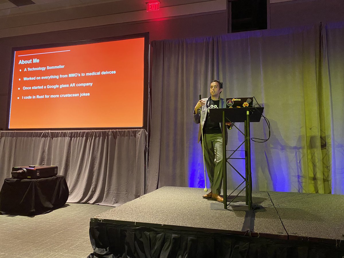 Really great talk by <a href="/BenGamble7/">🐿️Ben Gamble🦯</a> at #Current22, going through streaming, collaborative experiences, and puns aplenty!