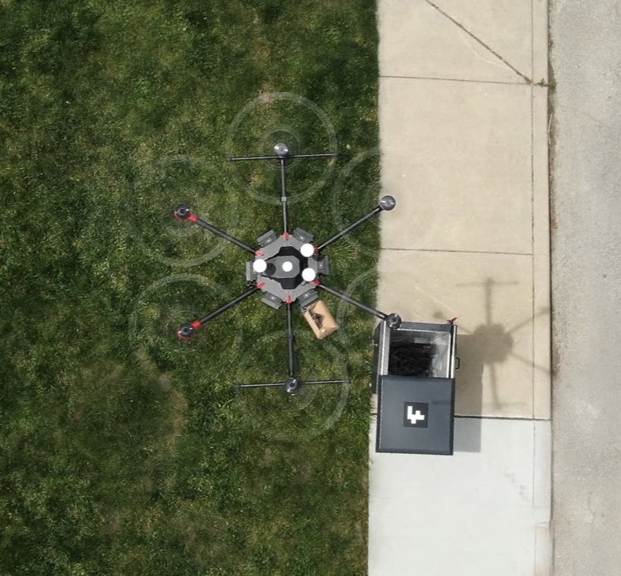 helium's tweet photo. 😍 Getting your packages delivered from a drone directly into a secured smart mailbox sounds pretty sick 👊

Come hear how @DRONEDEK_Corp is building it! 

Link: https://t.co/u5qB29Baik https://t.co/Ldzw5oHsXA