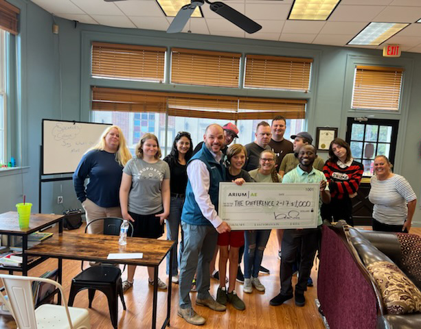 AriumAE's tweet image. #AriumAE is proud to support The Difference 2-17, an organization dedicated to making a difference in the daily lives of all who enter their door. Brian Frels, Arium Principal, presented a check for $1000 to The Difference 2-17 with son Brooks. thedifference2-17.com

#AEdesign