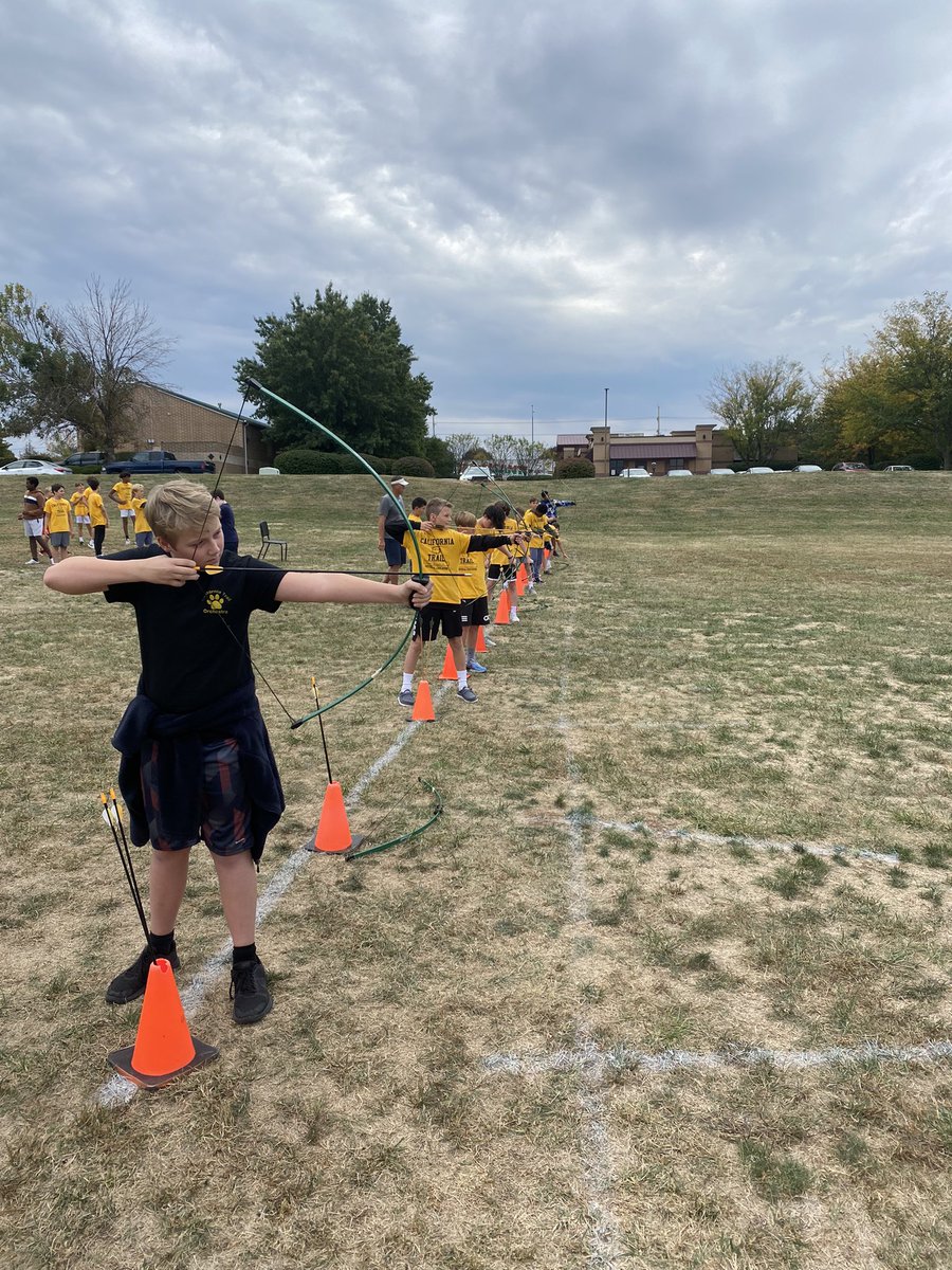 goadct's tweet photo. Nothing but bullseyes on coach Youker’s watch. Great week to get our archery unit in. @CTMSBulldog @OlatheMSPE https://t.co/VK0QkDGbj2