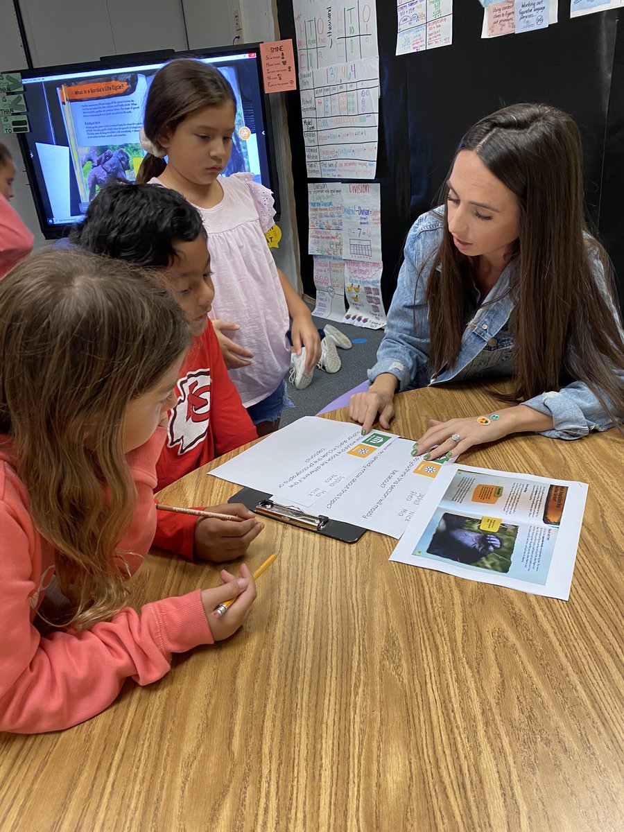 FurneauxBraves's tweet photo. 3rd grade students using their depth and complexity icons to dive deeper into their nonfiction reading. @StephCJohnson_ @nicci_niccole @LoriParker317 @susanmachayo @DlrMaggie @drdanawest @Susantkelly @FurneauxBraves https://t.co/Shtq1H69dl