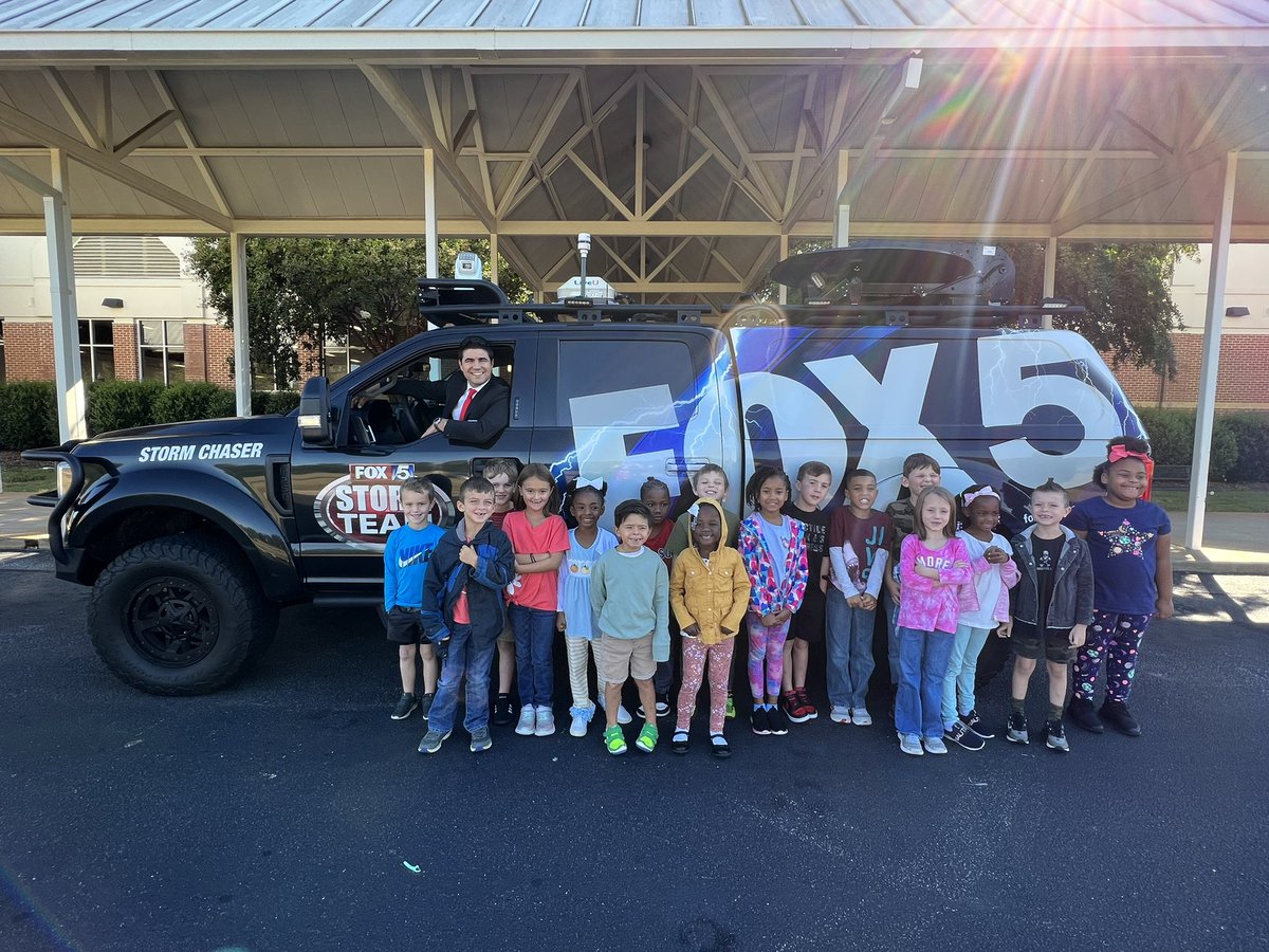 malette_amanda's tweet photo. We had a wonderful visit with meteorologist @RyanBeesleyFox5 this morning!  He talked to us about his job, weather, and the storm chaser!  Such a fun way to bring the things we’ve learned about in class to life!  #community #realworldconnections https://t.co/vVU8Dn5bY5