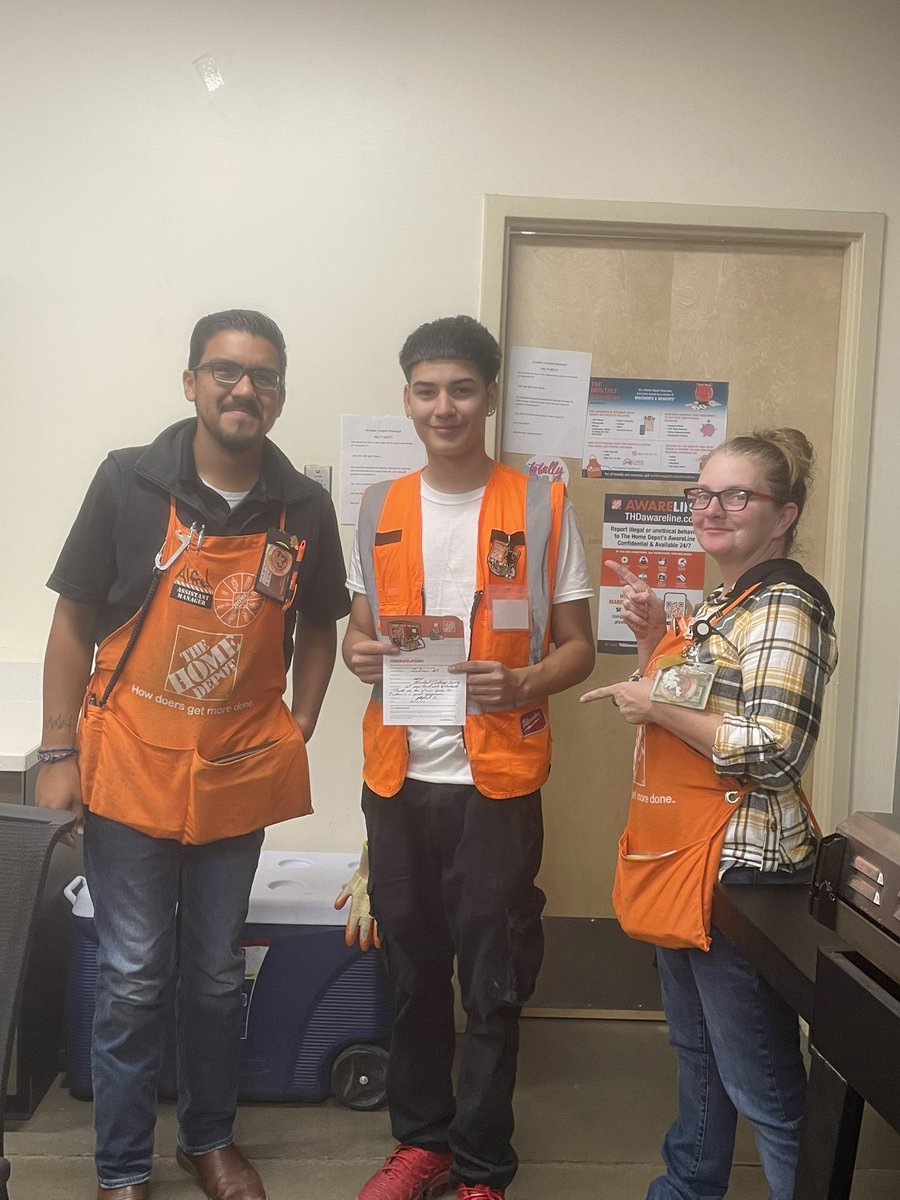 Lisa Boyd (@boydboydr) on Twitter photo Want to take the time to shout out this great guy!  Thank you so much for all you do to make our online customers experience a happy one! 4 surveys all 100!!! Great job Zadrian!!  Thanks for your Great Customer Service!!! Want to take the time to shout out this great guy!  Thank you so much for all you do to make our online customers experience a happy one! 4 surveys all 100!!! Great job Zadrian!!  Thanks for your Great Customer Service!!!