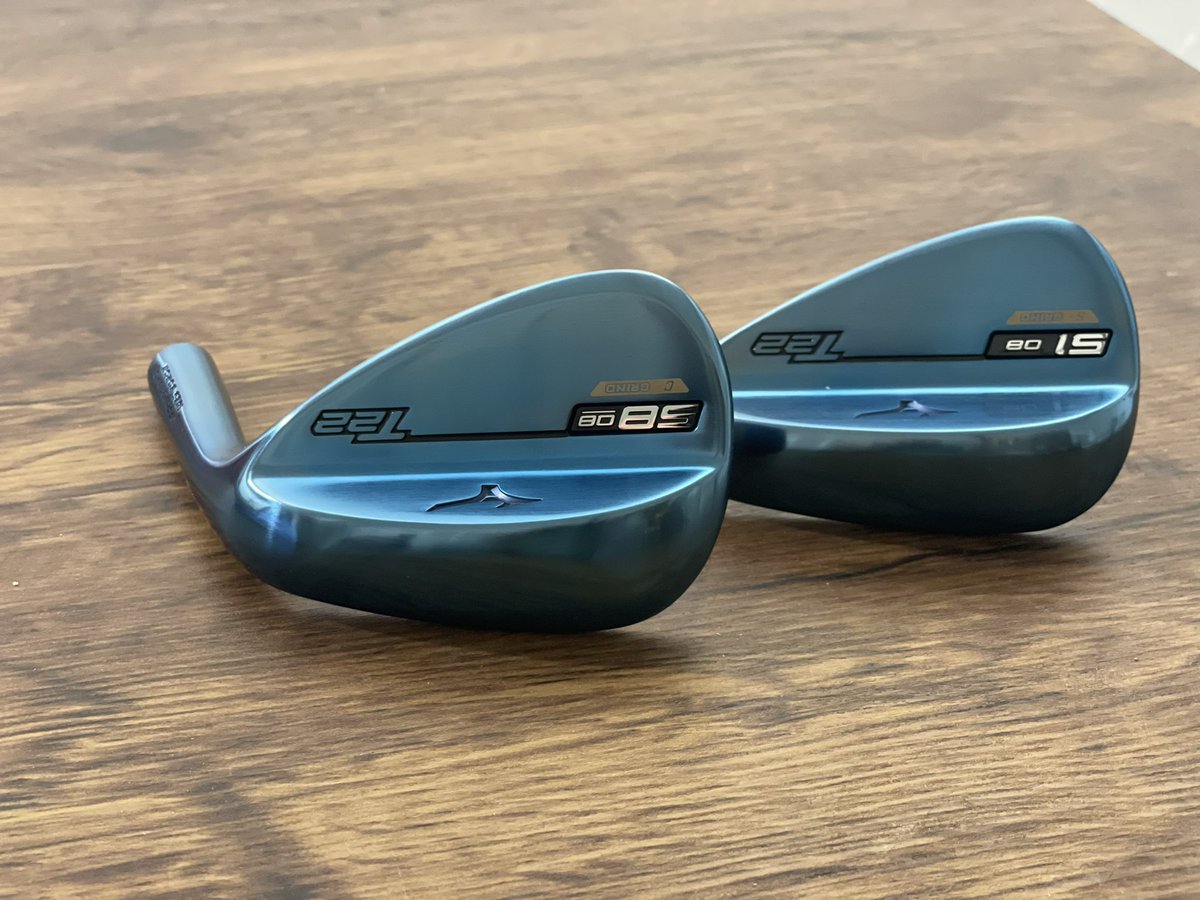 The #MizunoT22 wedges are now available in Blue IP finish. mizunogolf.com/uk/golf-clubs/….