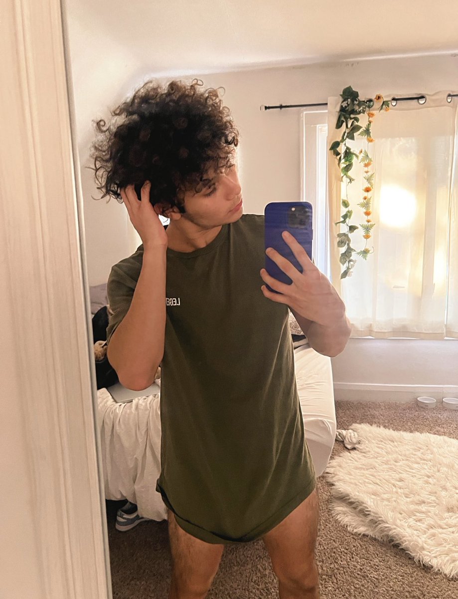 diegosafreak's tweet photo. getting ready for the gym, who’s coming ?😋 https://t.co/qMqn0iiuyn
