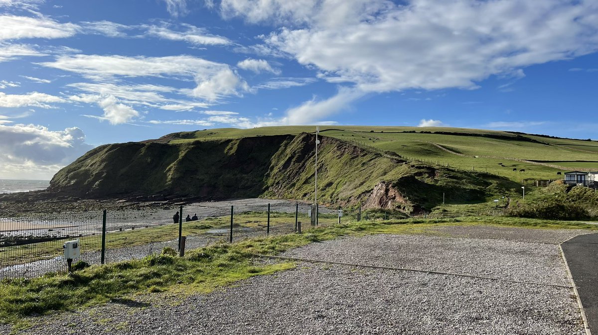 LeisureBit's tweet photo. Not a bad view for the evening at St Bees Head, Cumbria.
Fingers crossed the weather stays reasonable π€ βοΈ β
οΈ
Happy middle of the week π
David & Rachel π
#seacotecaravanpark #stbeeshead #stbeesheadheritagecoast #campervanadventures https://t.co/8SUDDlQBGO