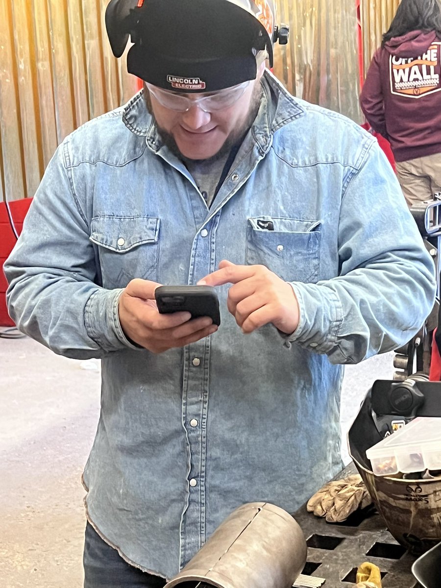 atcrockhillsc's tweet photo. Educator For A Day @RockHillSchools @RHSEFoundation #RockSolidFoundation Ms Owens shadowing Mr Roveri. #CTEeveryday Mr Broome was a student, worked welding for 10 years, Now he teaches. Students welding SMOKERS. https://t.co/8E23UZ7nIg