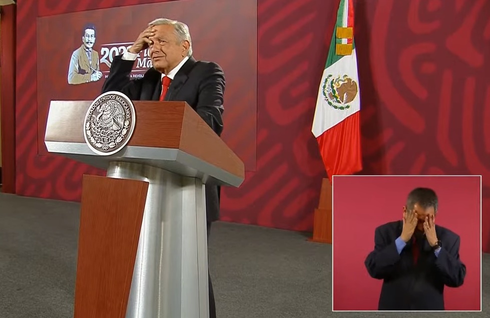 El_Universal_Mx's tweet photo. López Obrador crítica el nombre de “Guacamaya Leaks” porque hace referencia a “un ave única, bellísima”: “Entonces la guacamaya es algo bellísimo como para meter a las pobres guacamayas en estos asuntos tan feos” https://t.co/fs5DP76VHm