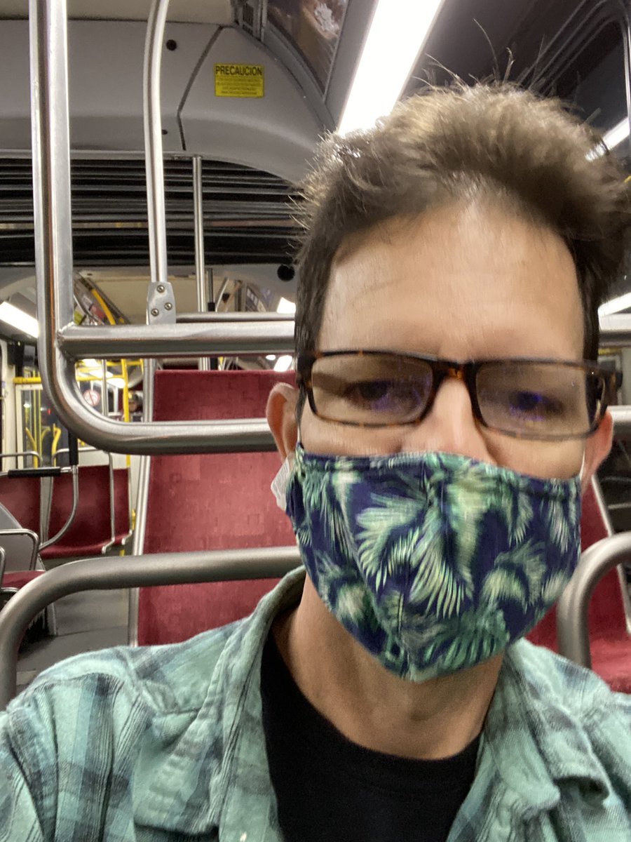 AgentBaz's tweet photo. Doing 2 things today, had to get up earlier to manage bus transportation to work but itβs for a good cause. CA Clean Air Day and @sdmts Free Ride Day! #ridesharesd #CleanAirDayCA #transit https://t.co/jw4BdUeNG4