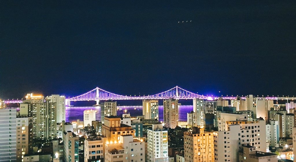 wangteaco's tweet photo. busan slowly turning into purple 💜
#10DaysTillBusanConcert https://t.co/VJ7SescJj7