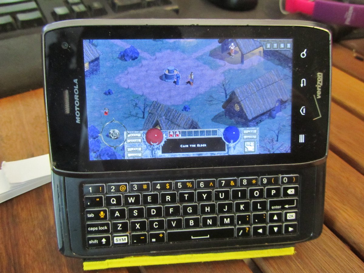 buZztiaan's tweet photo. It seems #diasurgical's #DevilutionX compiles well on @maemoleste ! yay, #Diablo on the move :D #soonpackagedprobably #blizzard #modernretrogaming https://t.co/BA43cTs13s
