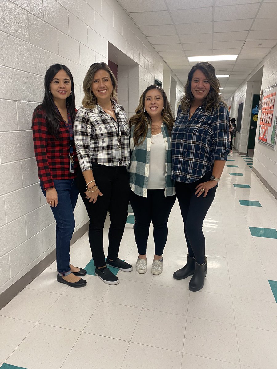 Crystal Rios tweet media