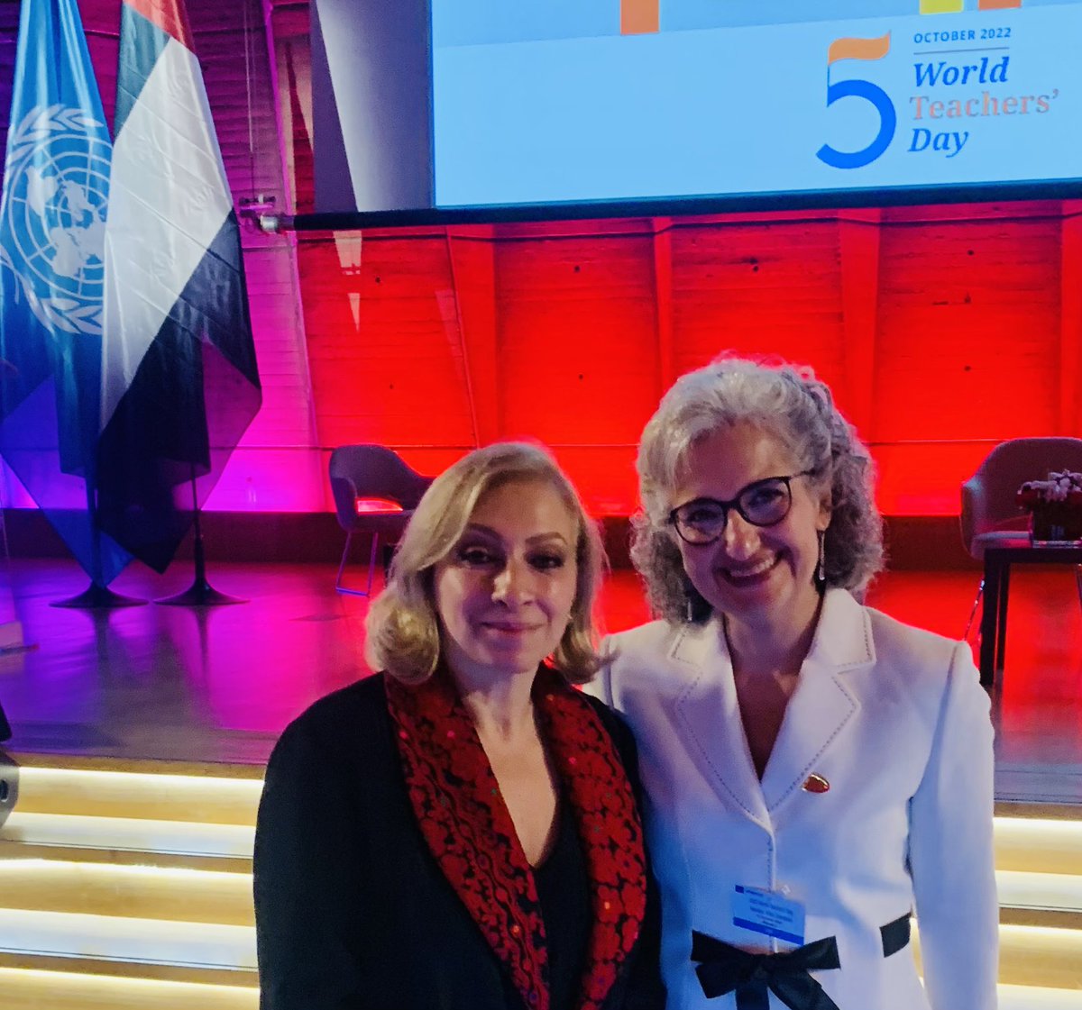 Dr Rima Karami receives the #UNESCO_Hamdan Prize for Teacher Development on behalf of “Tamam Project for School Based Educational Reform” <a href="/AUB_Lebanon/">American University of Beirut</a>: Empowering Teachers to Lead Reform in Lebanon and beyond. Very well deserved. Congratulations. <a href="/RimaKarami/">Rima Karami</a> #WorldTeacherDay