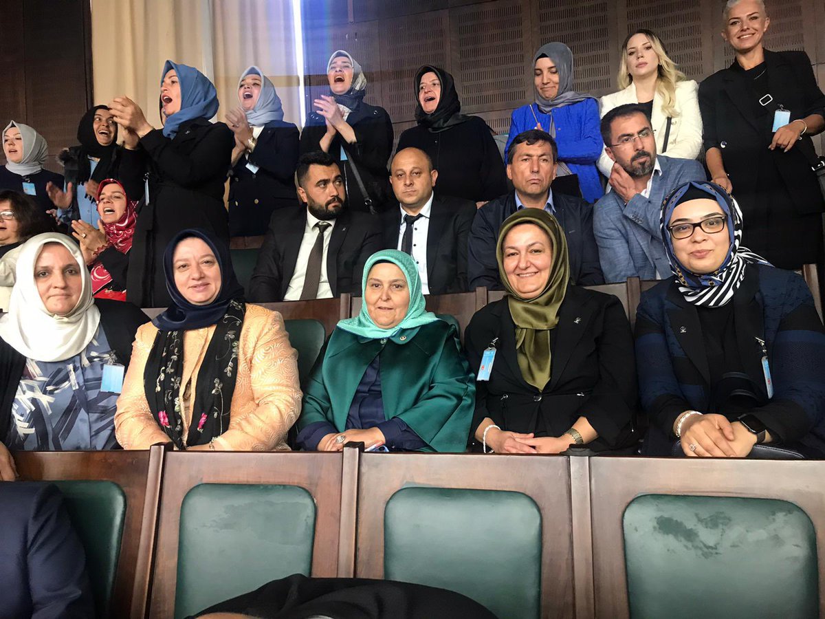 akkadin12subat's tweet photo. 📍Ankara, TBMM

Gazi meclisimizde AK Parti Grup Toplantısına katılarak Cumhurbaşkanımız ve Genel Başkanımız Sayın Recep Tayyip Erdoğan‘ın hitaplarını dinledik. 

#BirOlduk21Olduk https://t.co/OWG8UVAAot