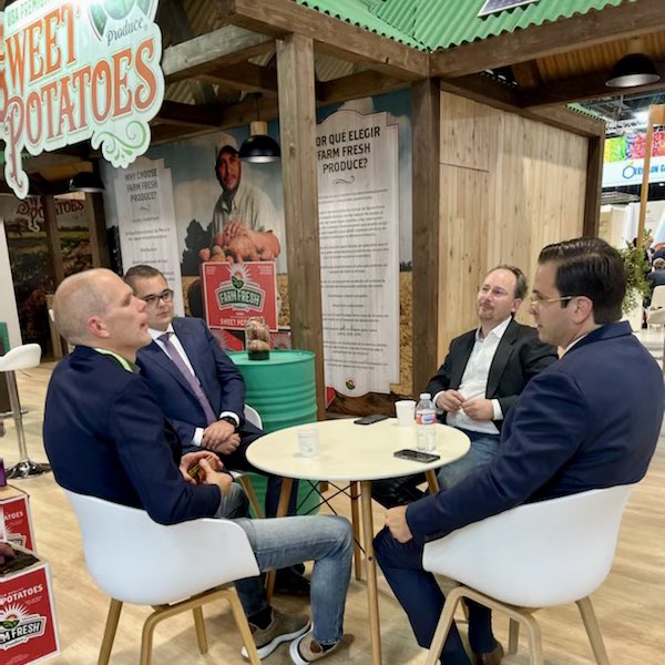 FarmFreshTweets's tweet photo. Day 1 at @FruitAttraction was a success 👏🏼 
We are near the end of Day 2 and the energy has just been on another level! Thank you @IFEMA  for bringing such an awesome crowd together. 
Check us out and try our @fullsteam  #sweetpotato beer at boot #10C03 
#FruitAttraction22 https://t.co/oKoYrp74Cv