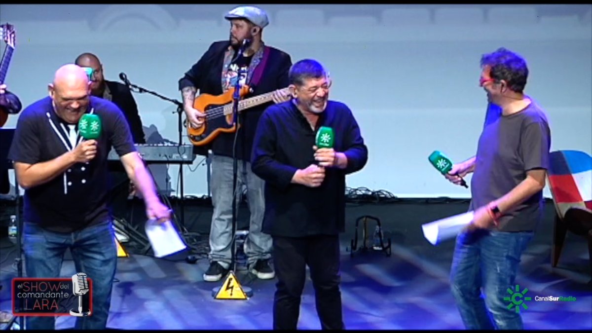 Risas y más risas con <a href="/ShowComandante/">El Show del Comandante Lara</a> 😂😂
¡El próximo martes no te los pierdas!
A las 18:00 en <a href="/aonissancartuja/">Auditorio Cartuja</a> 
<a href="/ComandanteLara/">Luis Lara</a> <a href="/LosCalambres/">CALAMBRES</a> <a href="/TomasDePerrate/">Tomás de Perrate</a> <a href="/davigallardo/">David S.G.</a> <a href="/CanalSurRadio/">Canal Sur Radio</a>